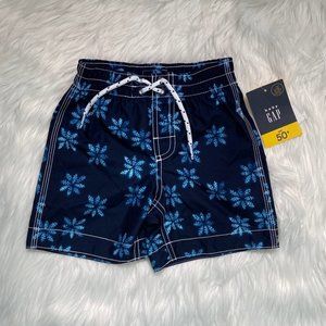 NWT Gap Baby Boy Baby Toddler Blue Graphic Swim Shorts Trunks Swimwear, Size 2T